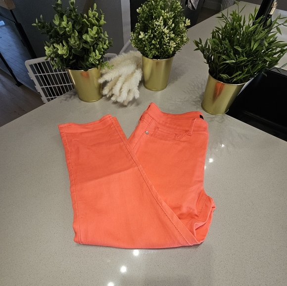 NWOT JORDACHE Superbe pantalon 7/8 neuf, extensible, de couleur corail - Picture 7 of 7